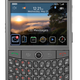 Illustration for article titled BlackBerry Gemini 9300: The Curve-y 3G BlackBerry We Really Want